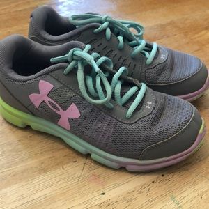 Girls Under Armour Shoes- size 3Y
